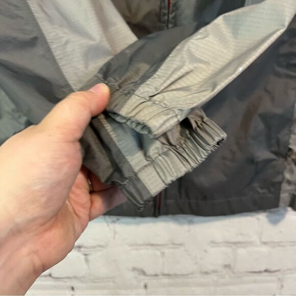 Eddie Bauer kids size large lightweight jacket - Picture 3 of 6